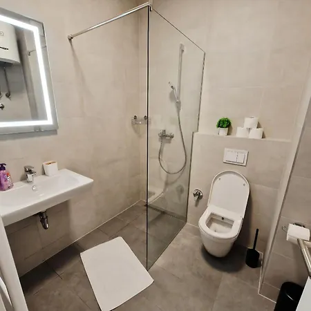 דירה Riverwave Apartmant & Private Garage