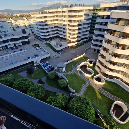Riverwave Apartmant & Private Garage Apartman