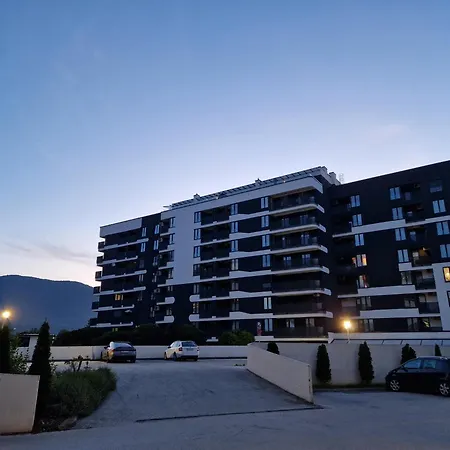 Riverwave Apartmant & Private Garage