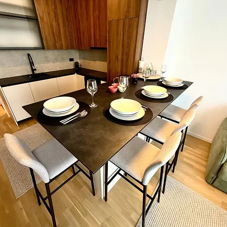 Riverwave Apartmant & Private Garage Szarajevó